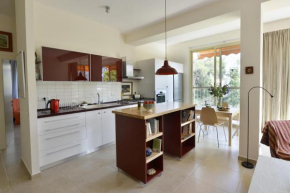 Отель Ziv Apartments - Malkei Israel 6 A  Тель-Авив